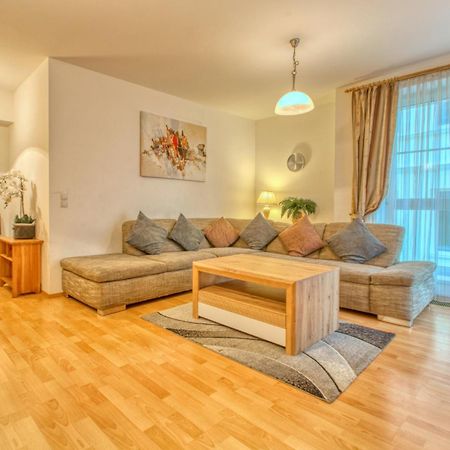 Zeller City Apt Aydin - By Alpen Apartments Zell am See Eksteriør billede