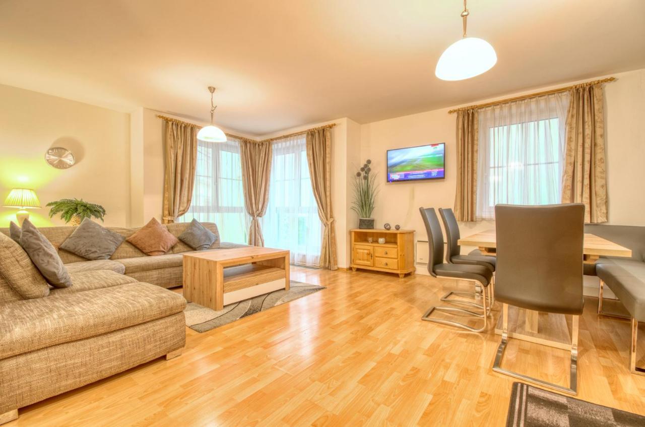 Zeller City Apt Aydin - By Alpen Apartments Zell am See Eksteriør billede